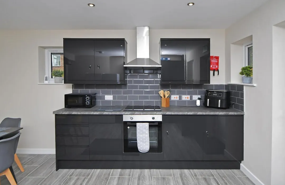 Townhouse @ Alton Street Crewe-1