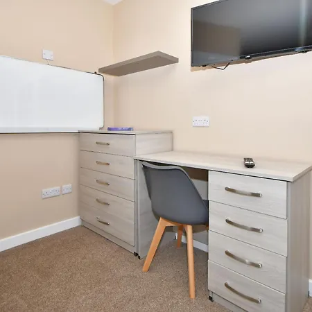 Townhouse @ Alton Street Crewe-3